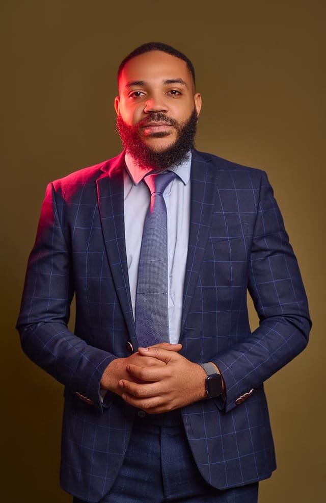 Portrait d’Aaron Nzangi, responsable des achats de SUJO et fondateur de Pousse-Où.